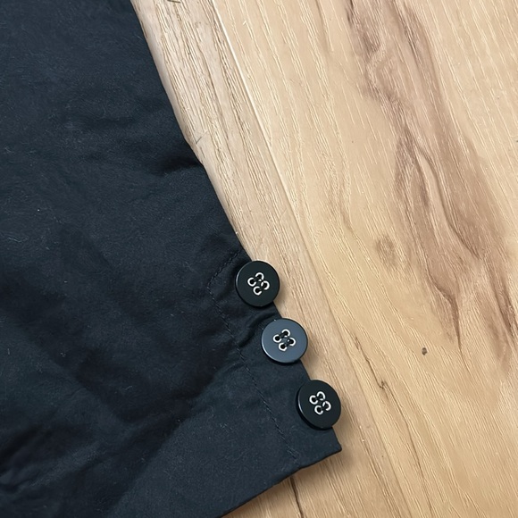 Black capris size 20 - Picture 3 of 4